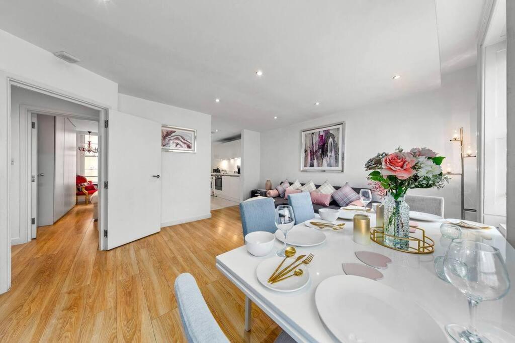 3 Bedroom Apartment In Haymarket Central London Sleep 10 Hy2 Exterior foto